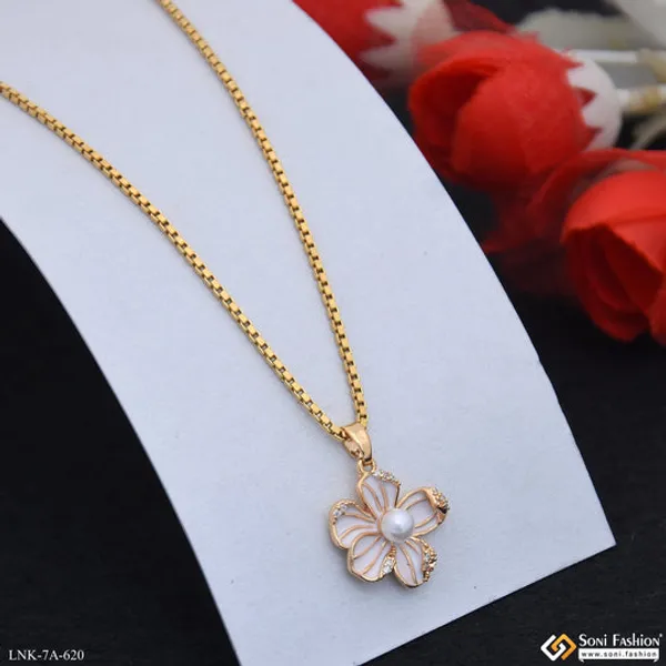 Dazzling_Design_Gold_Plated_Chain_Pendant_For_Ladies_Style_A620