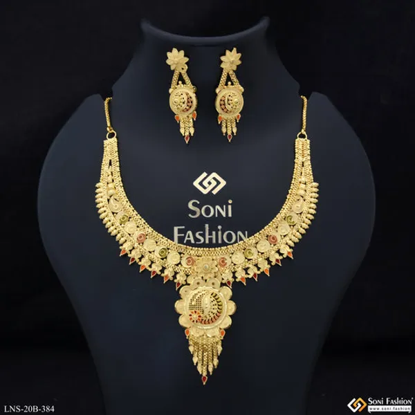 Fashionable_Gold_Plated_Necklace_Set_For_Women_Style_B384