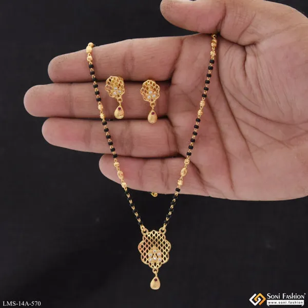 Graceful_Design_Gold_Plated_Mangalsutra_Set_For_Women_Style_A570