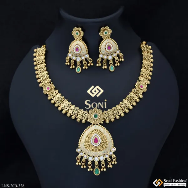 Stunning_Design_Gold_Plated_Antique_Necklace_Set_For_Women_Style_B328