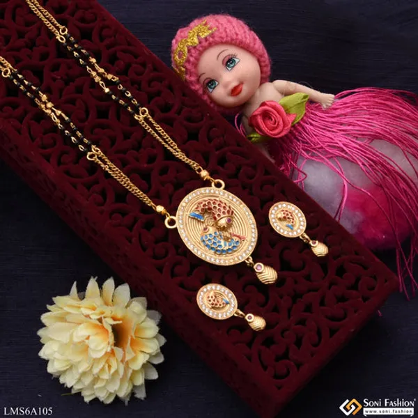 Fish_In_Round_With_Diamond_Border_Beautiful_Design_Gold_Plated_Mangalsutra_Set_Style_Lmsa105