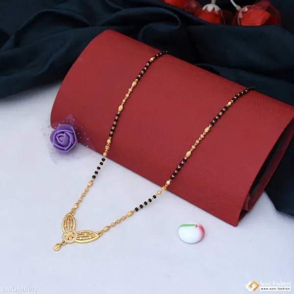 Graceful_Design_Gold_Plated_Mangalsutra_For_Women_Style_B072