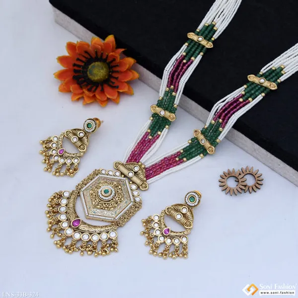 Fashionable_Gold_Plated_Antique_Necklace_Set_For_Women_Style_B324