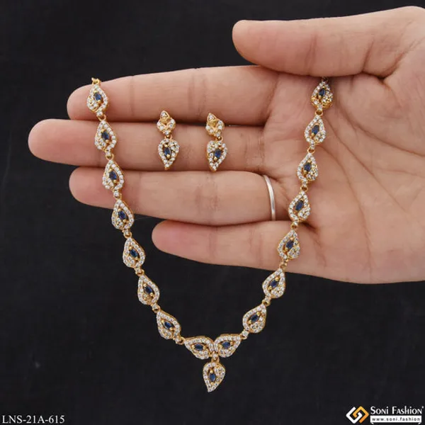 Fashionable_With_Diamond_Designer_Gold_Plated_Necklace_Set_For_Lady_Style_A615