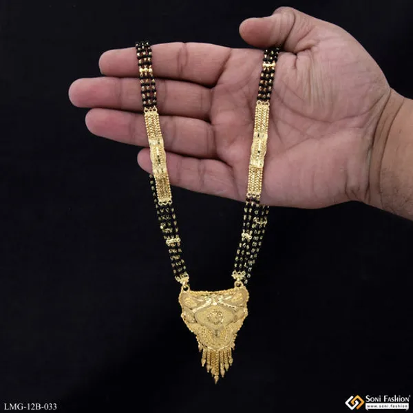 Glittering_Design_Gold_Plated_Mangalsutra_For_Women_Style_B033