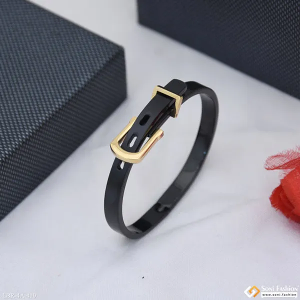 Designer_Black_Golden_Color_Bracelet_Kada_For_Ladies_Style_A410