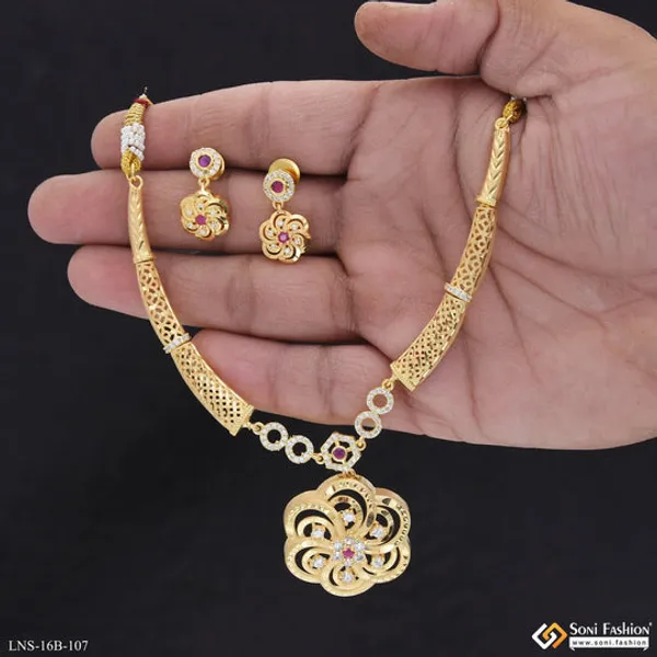 Lovely_Design_Gold_Plated_Necklace_Set_For_Women_Style_B107