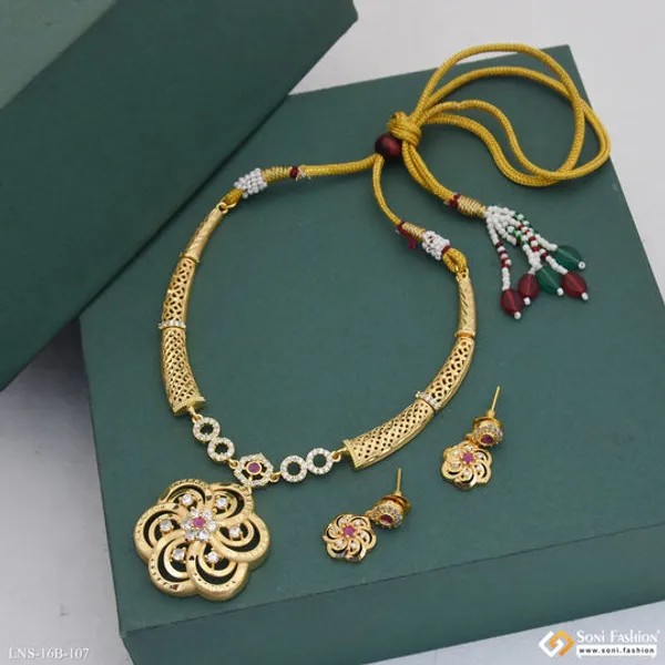 Lovely_Design_Gold_Plated_Necklace_Set_For_Women_Style_B107