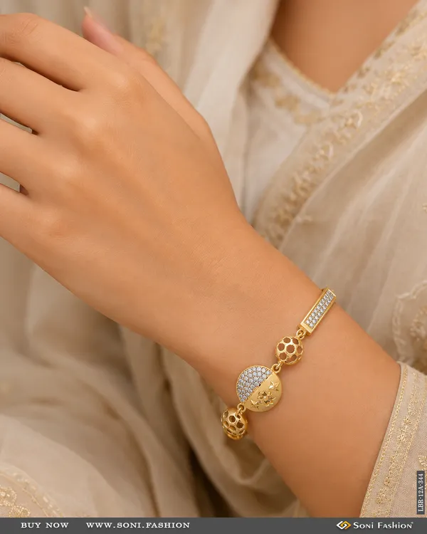 Fashionable_With_Diamond_Chic_Design_Gold_Plated_Bracelet_For_Ladies_Style_A344