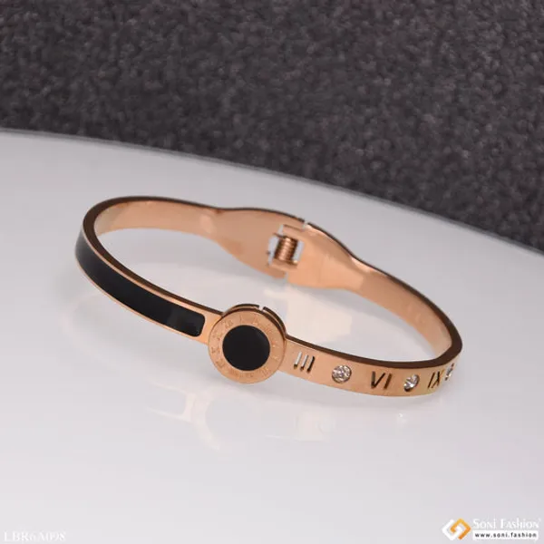 Roman_Number_With_Diamond_Gorgeous_Design_Rose_Gold_Bracelet_Style_Lbra098