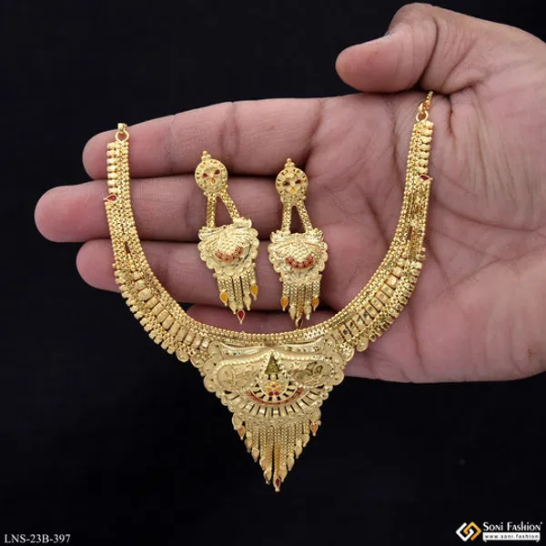 Eye_Catching_Design_Gold_Plated_Necklace_Set_For_Women_Style_B397