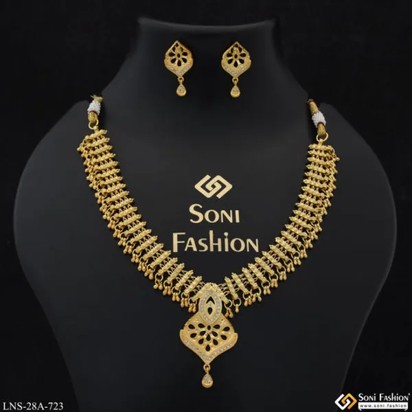 Fancy_Design_Cool_Design_Gold_Plated_Necklace_Set_For_Women_Style_A723