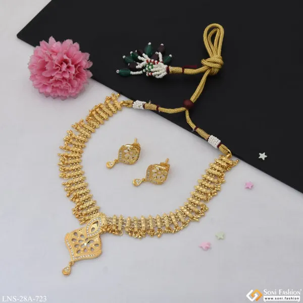 Fancy_Design_Cool_Design_Gold_Plated_Necklace_Set_For_Women_Style_A723