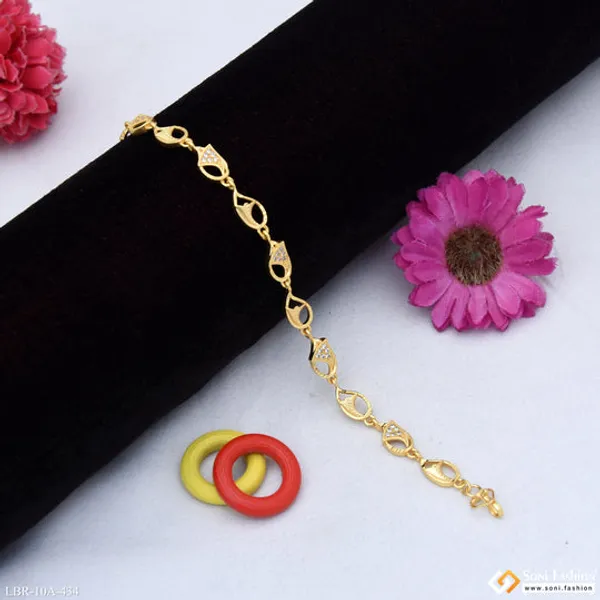 Decorative_Design_Gold_Plated_Bracelet_For_Ladies_Style_A434
