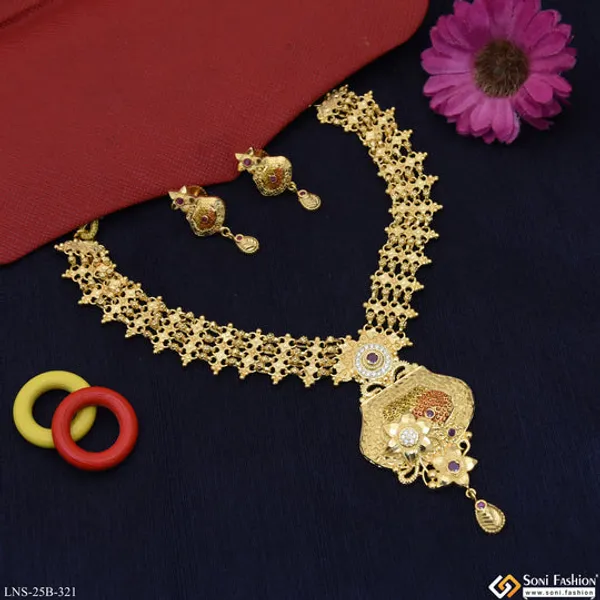 Decorative_Design_Gold_Plated_Necklace_Set_For_Women_Style_B321