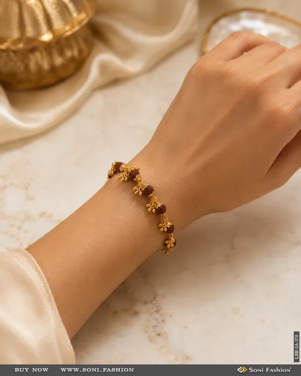 Graceful_Design_Gold_Plated_Rudraksha_Bracelet_For_Ladies_Style_A378