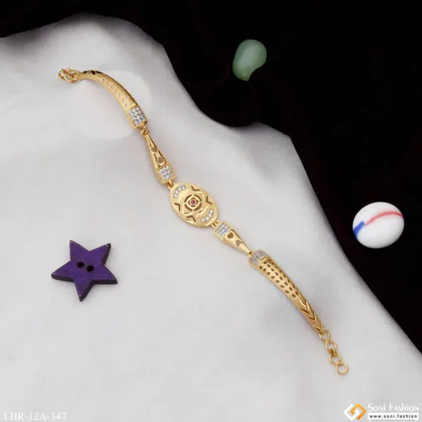 Glittering_Design_With_Diamond_Designer_Gold_Plated_Bracelet_For_Lady_Style_A347