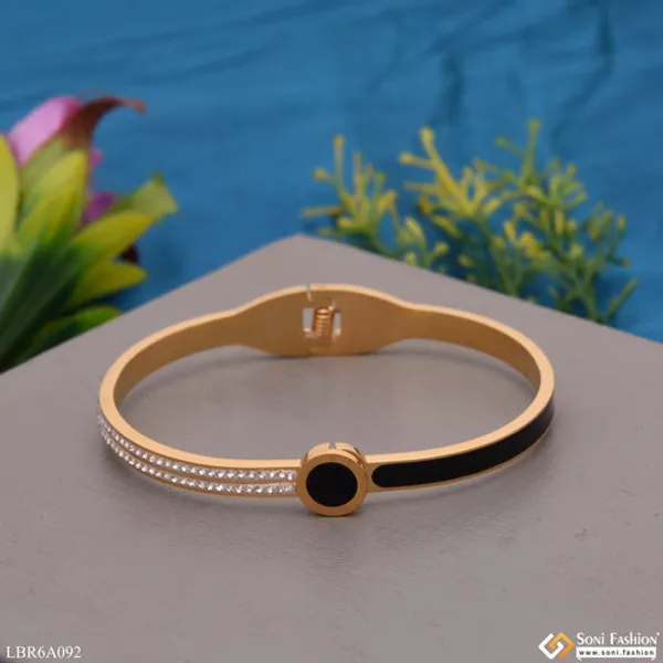 Roman_Number_With_Diamond_Casual_Design_Golden_Color_Bracelet_For_Girls_Style_Lbra092