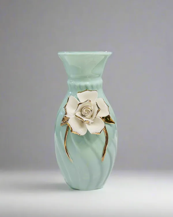 Blue_White_Vase_Default_Title