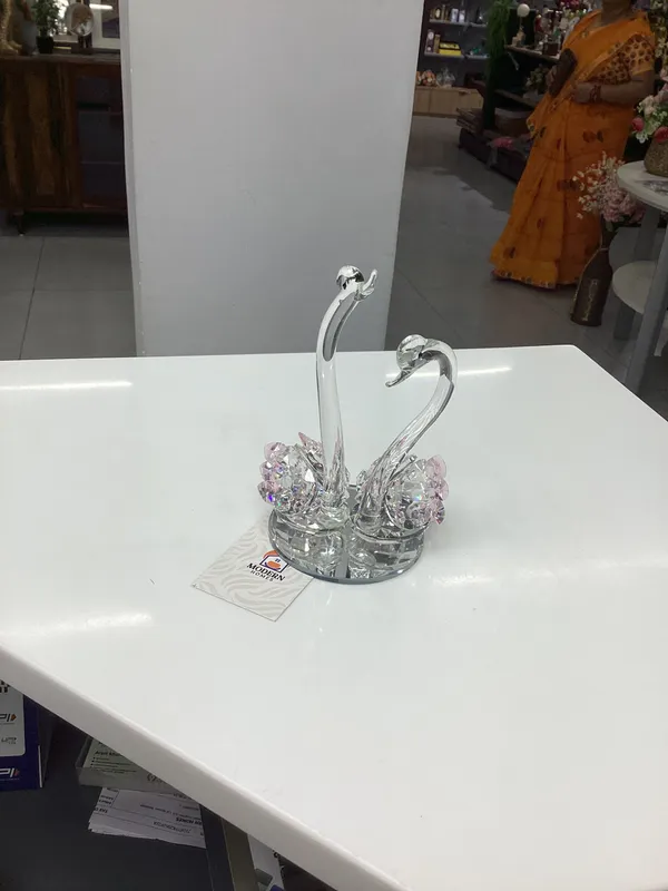 Crystal_Swan