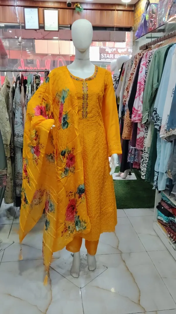 Yellow_Silk_Straight_Floral_Print_Kurta_Set_For_Women