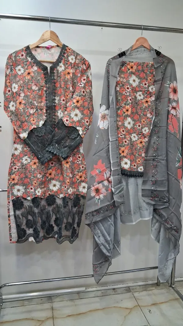 Grey_Lawn_Straight_Floral_Print_Kurta_Set_For_Women