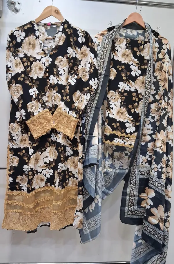 Black_Lawn_Floral_Print_Kurta_Set_For_Women