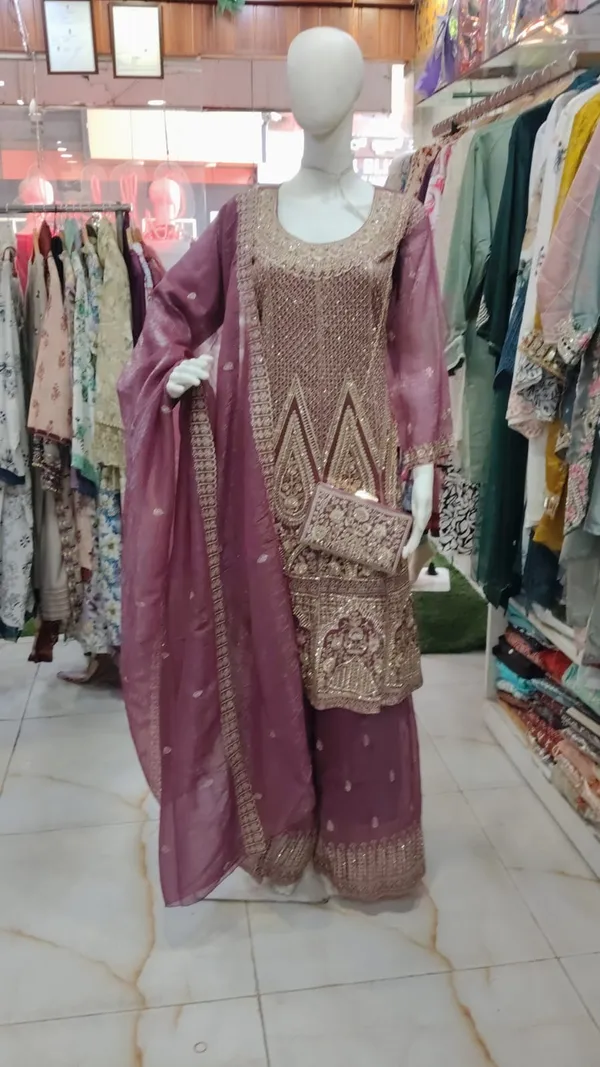 Mauve_Georgette_Embroidered_Ethnic_Kurta_Set_For_Women