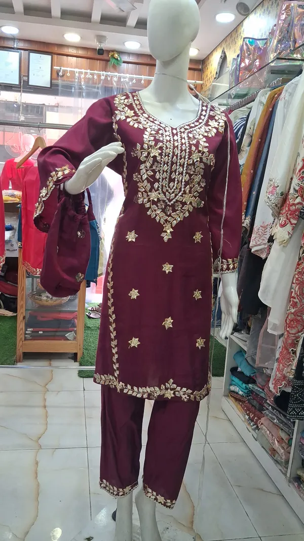 Maroon_Gota_Silk_Embroidered_Kurta_Set_For_Women