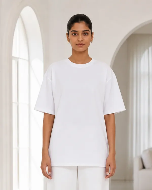 Women_S_Oversized_White_Anime_Ninja_Back_Print_T_Shirt_Manga_Inspired_Graphic_Streetwear_Tee