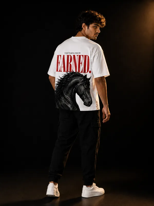 Stichix_S_Earned_Oversized_T_Shirt_Black_Horse_Graphic_Tee