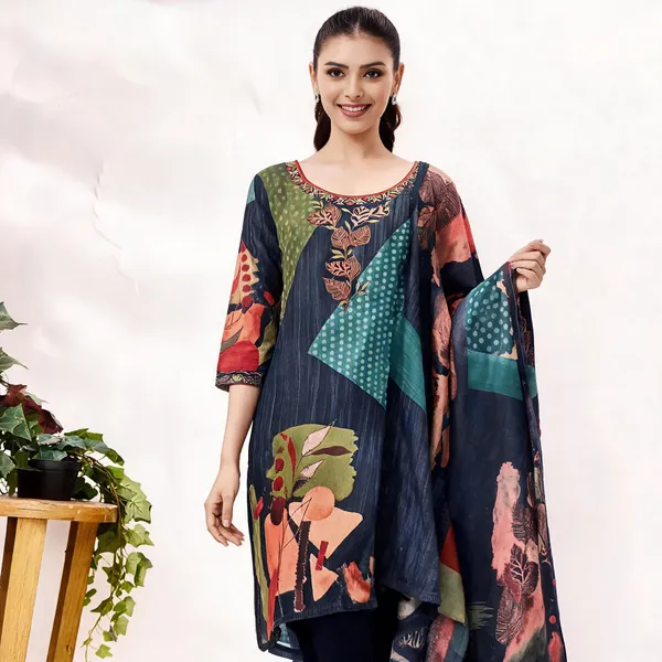Navy_Silk_Printed_Ethnic_Suit_Set_For_Women