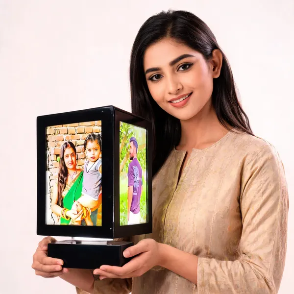 Multicolor_Plastic_Personalised_Rotating_Photo_Lamp