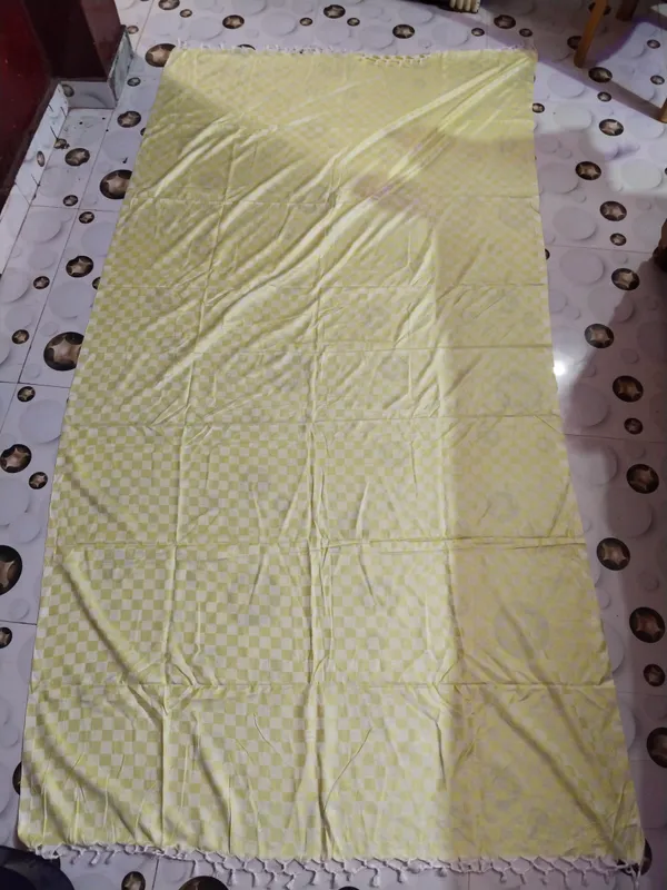 Yellow_Checkered_Pattern_Bedsheet