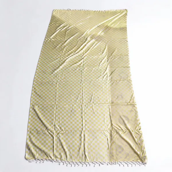 Viscose_Silk_Bedroom_Checkered_Yellow_Blanket