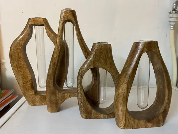 Wooden_Geometric_Glass_Tube_Vase