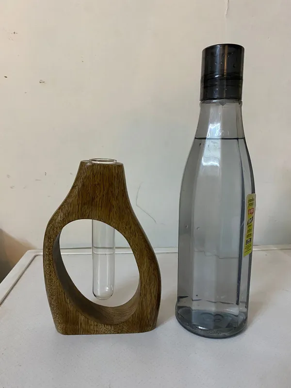 Wooden_Geometric_Glass_Tube_Vase