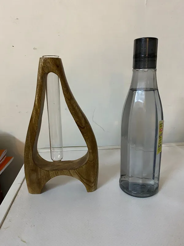 Wooden_Geometric_Glass_Tube_Vase