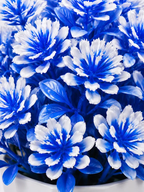 Plastic_Decor_Blue_White_Floral_Artificial_Plant