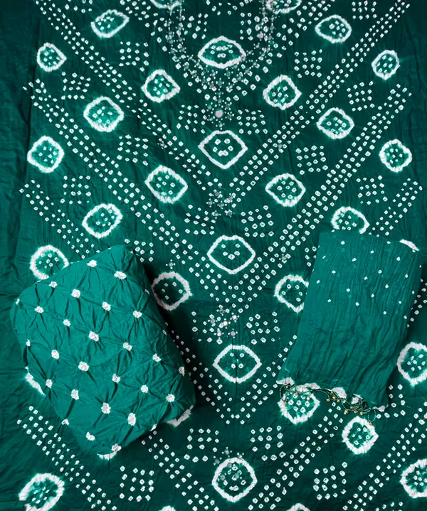 Dark_Green_Bandhej_Cotton_Set_-_Diamond_&_Dot_Bandhani,_Mirror_Work,_Gungroo_Tassel_Dupatta