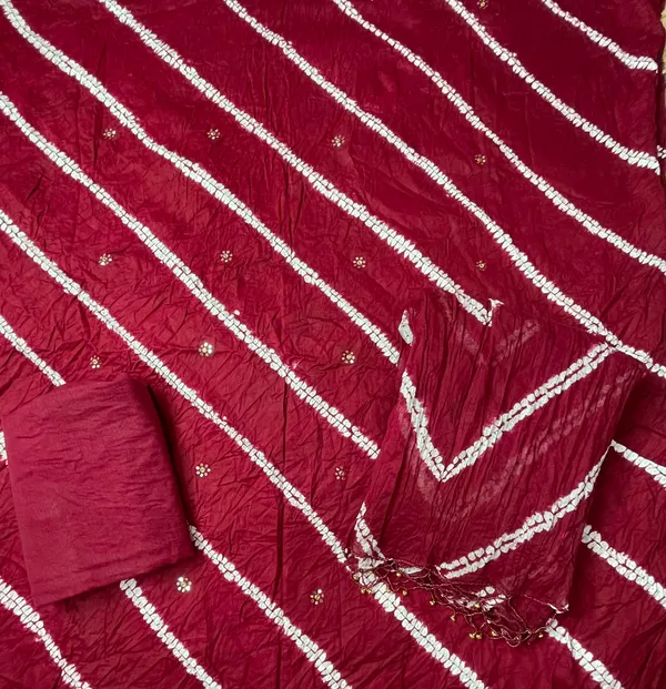 Chevron_Unstitched_Bandhej_Cotton_Suit_Maroon_Bandhani_Suit_Set_with_Mirror_Work_&_Tassel_Dupatta