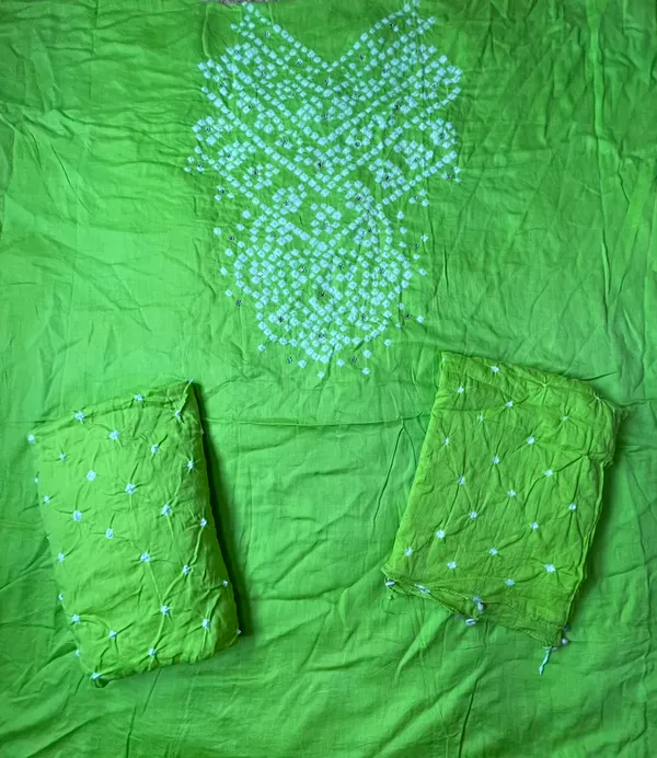 Light_Green_Bandhej_Cotton_Suit_Set_-_Hand_Mirror_Work,_Bandhani_Yoke,_Scattered_Dots,_Kodi_Dupatta