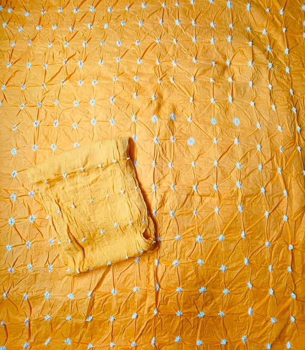 All_over_5_MTR_Chevron_Unstitched_Bandhej_Cotton_Suit_Yellow_Bandhani_Suit_Set_