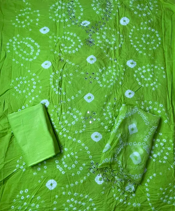 Light_Green_Hand_Bandhej_Suit_-_White_Circular_Pattern,_Mirror_Work,_Silver_Gungroo_Dupatta