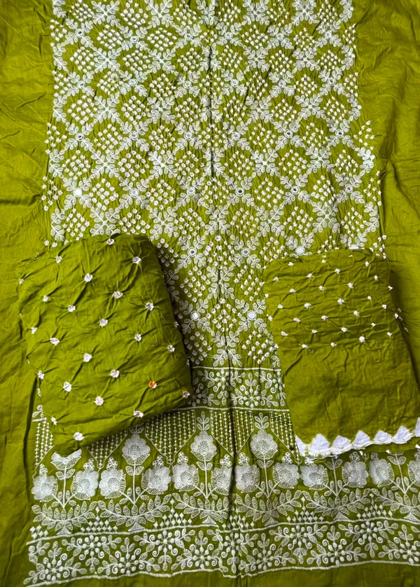 Pista_Bandhej_Cotton_Set_-_Jaali_Threadwork,_Floral_Border,_Mirror_Work,_Bandhej_Dupatta