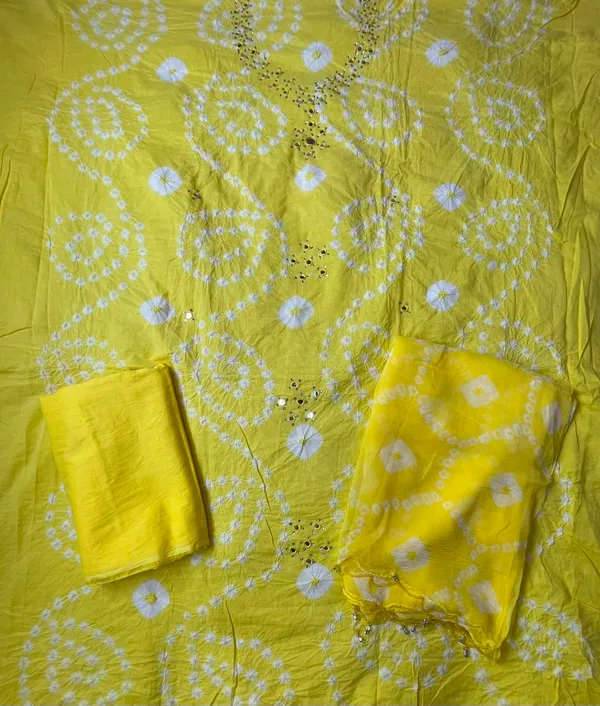 Light_Yellow_Hand_Bandhej_Suit_-_White_Circular_Pattern,_Mirror_Work,_Silver_Gungroo_Dupatta