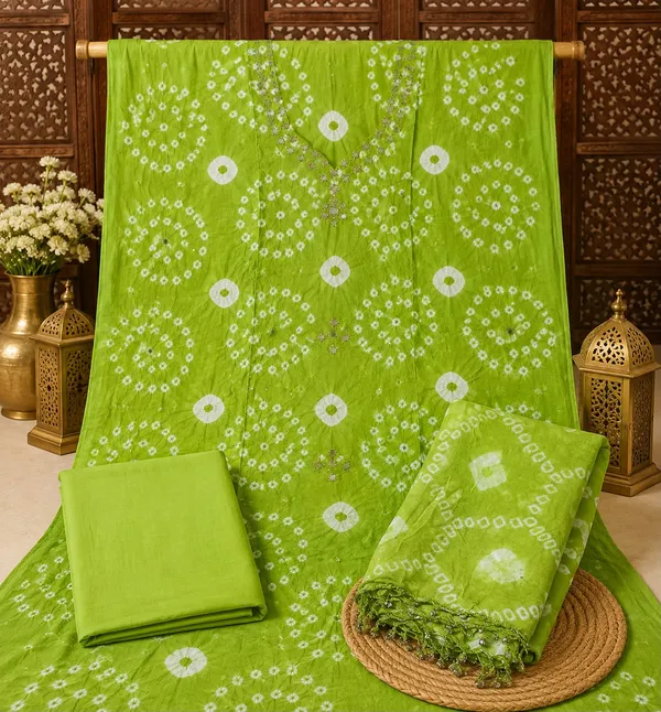 Light_Green_Hand_Bandhej_Suit_-_White_Circular_Pattern,_Mirror_Work,_Silver_Gungroo_Dupatta