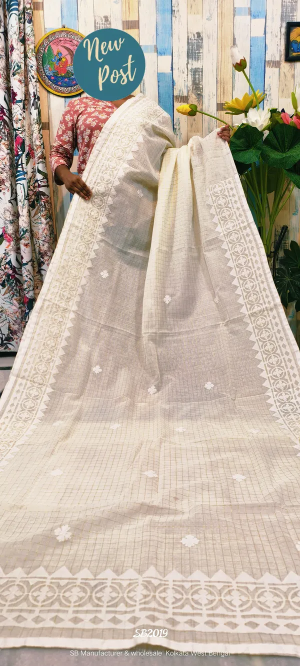 Cream_Printed_Saree_for_Women