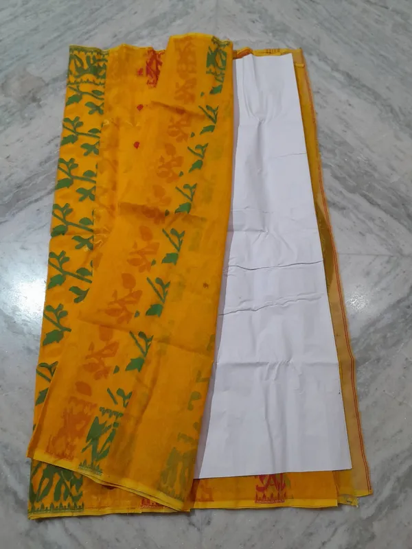 Yellow_Floral_Print_Saree_for_Women