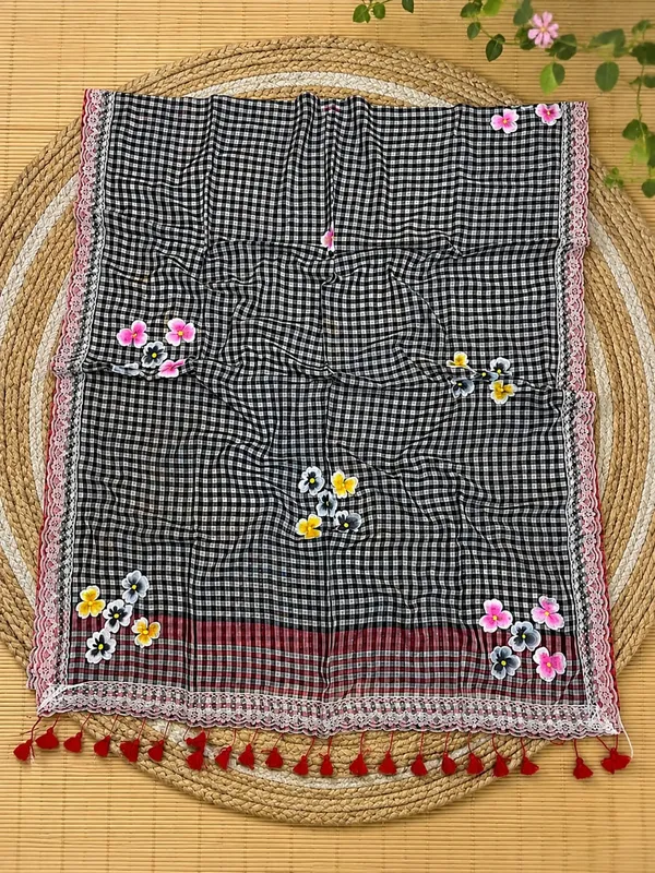 Black_Checked_Floral_Embellished_Scarf_for_Women